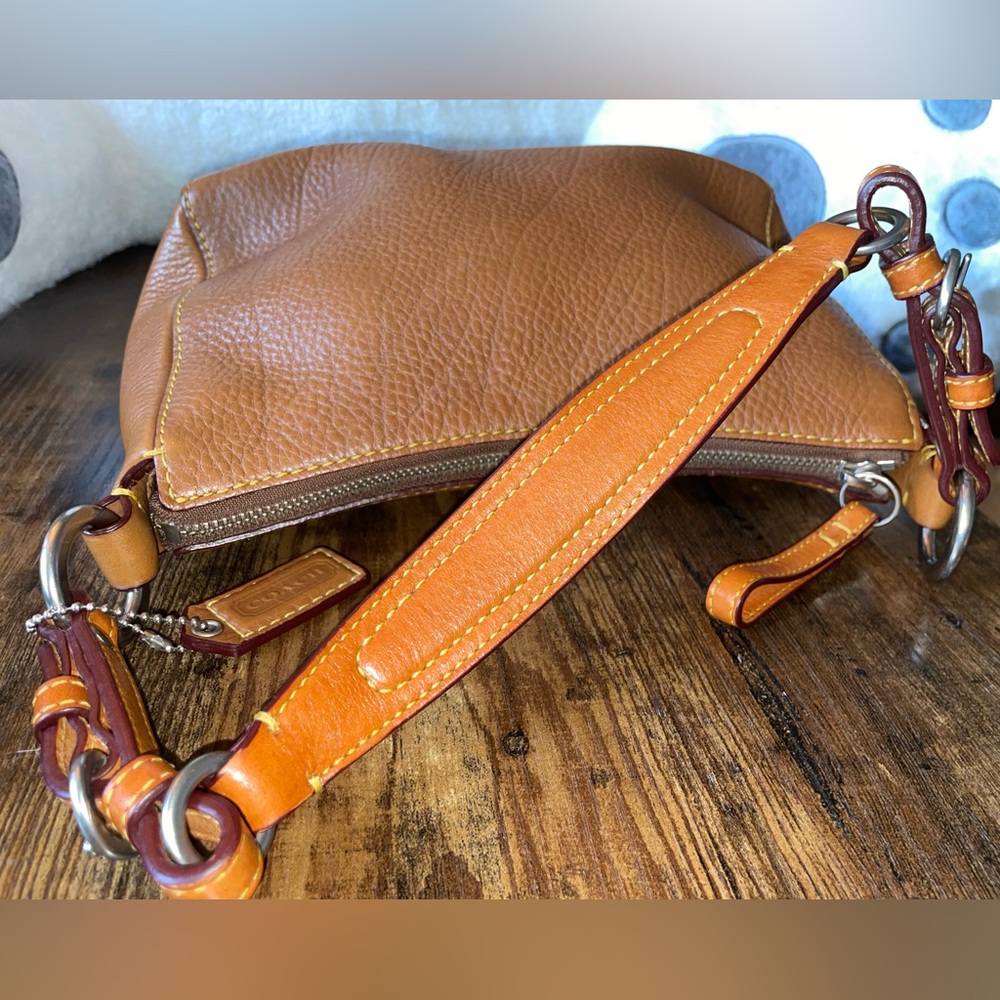 SOLD Coach (8E99) Chelsea Pebble Leather Shoulder Bag with Free bag scarf - Picture 7 of 16